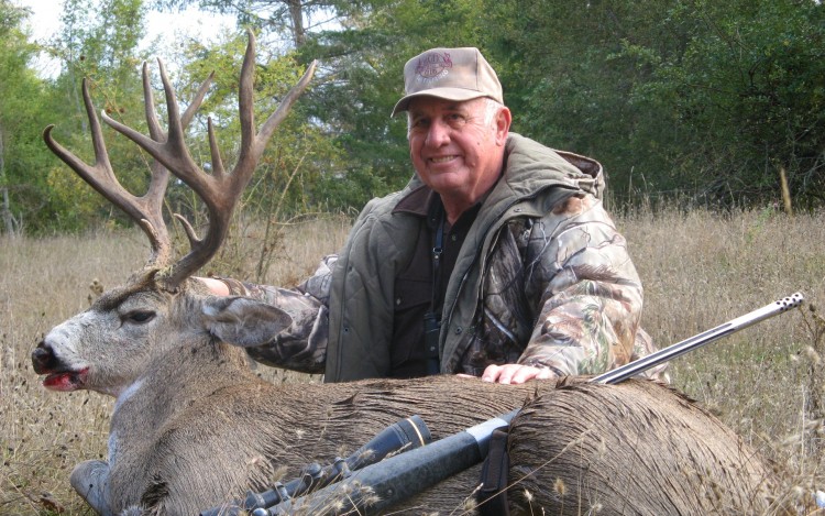 Tom Ryle Blacktail Blacktail deer hunting outfitter | Blacktail Deer Hunting California